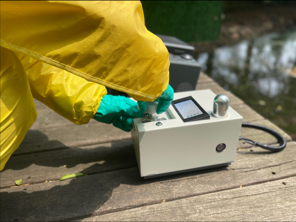 便捷式GC-MS儀器-安益譜Mate 11便攜式四極桿氣相色譜質(zhì)譜聯(lián)用儀 快速分析水中揮發(fā)性有機(jī)物(圖1) 便捷式GC-MS儀器-安益譜Mate 11便攜式四極桿氣相色譜質(zhì)譜聯(lián)用儀 快速分析水中揮發(fā)性有機(jī)物(圖1)